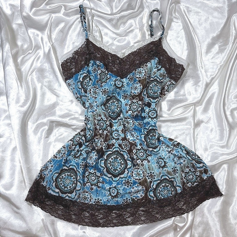 y2k Cami Top Blue Excellent Mandala Paisley Lace Trim Adjustable Straps